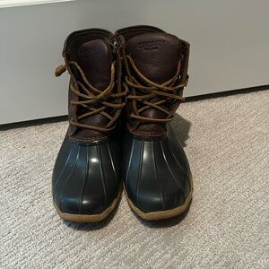 Sperry duck boots